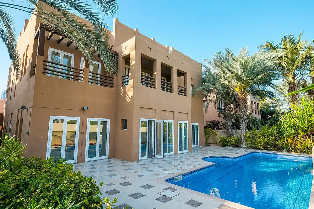 درخت مناسب برای ویلا