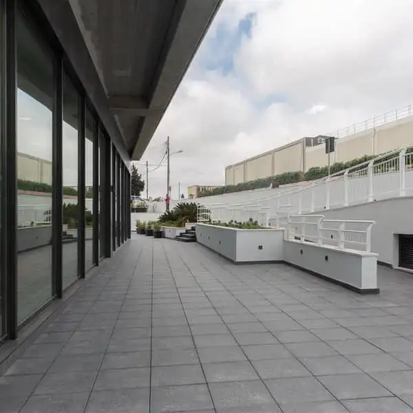 تایل بتنی روف گاردن