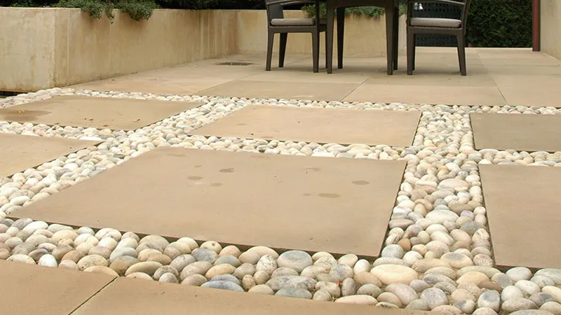 سنگ قلوه باغ